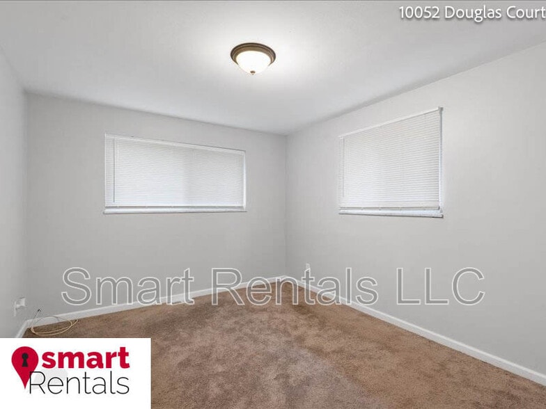 Building Photo - 10052 Douglas Ct