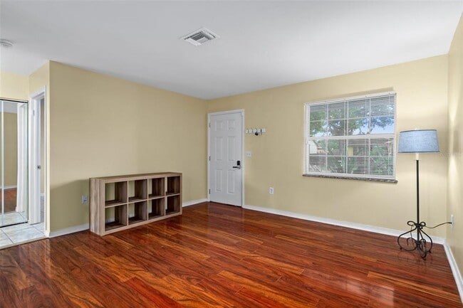 Building Photo - 7724 Arlight Dr