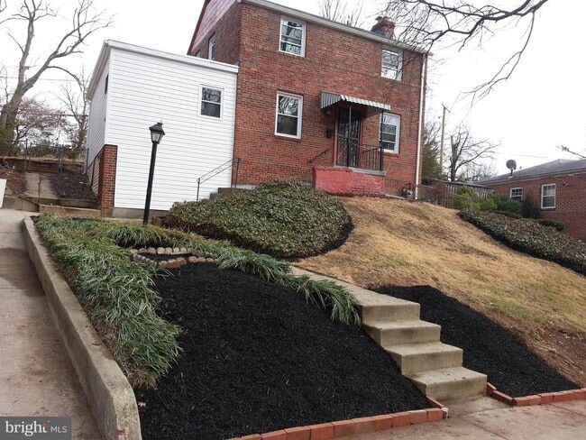 Building Photo - 2303 Cheverly Ave