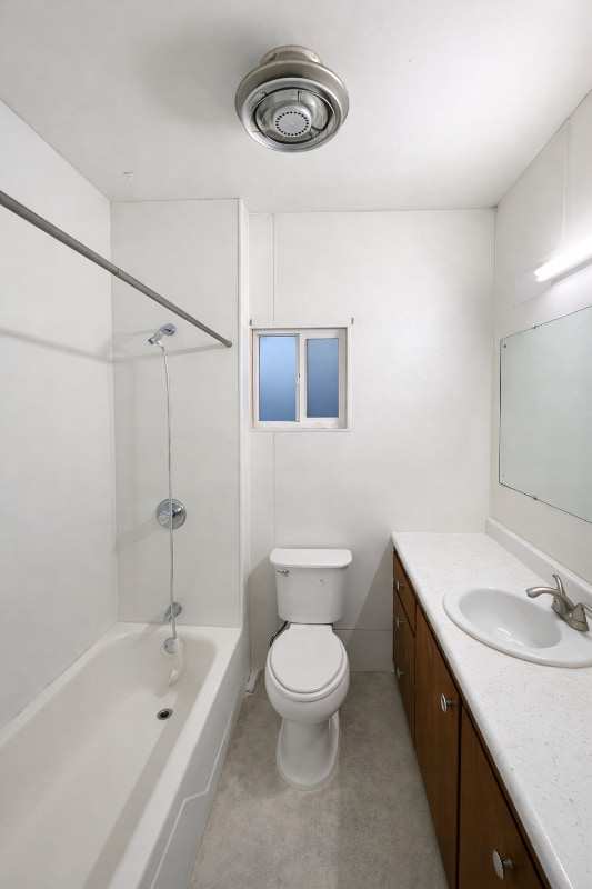 Building Photo - 16031 Rd 10.7 NW