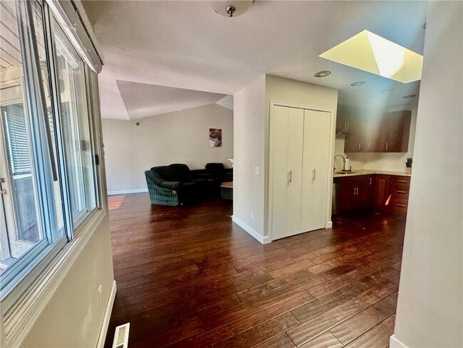 Building Photo - 2575 Heritage Dr