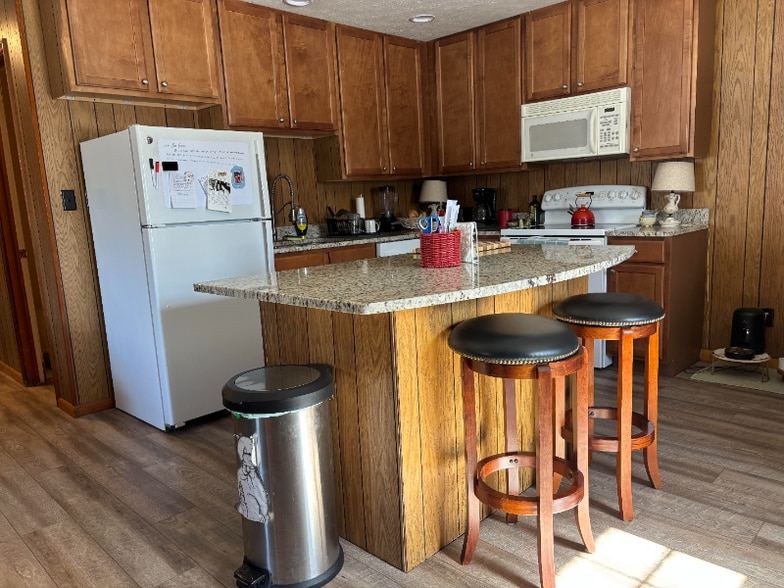 Building Photo - 181 Nathan's Ln