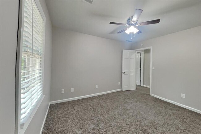 Building Photo - 4614 Blakedale Cir