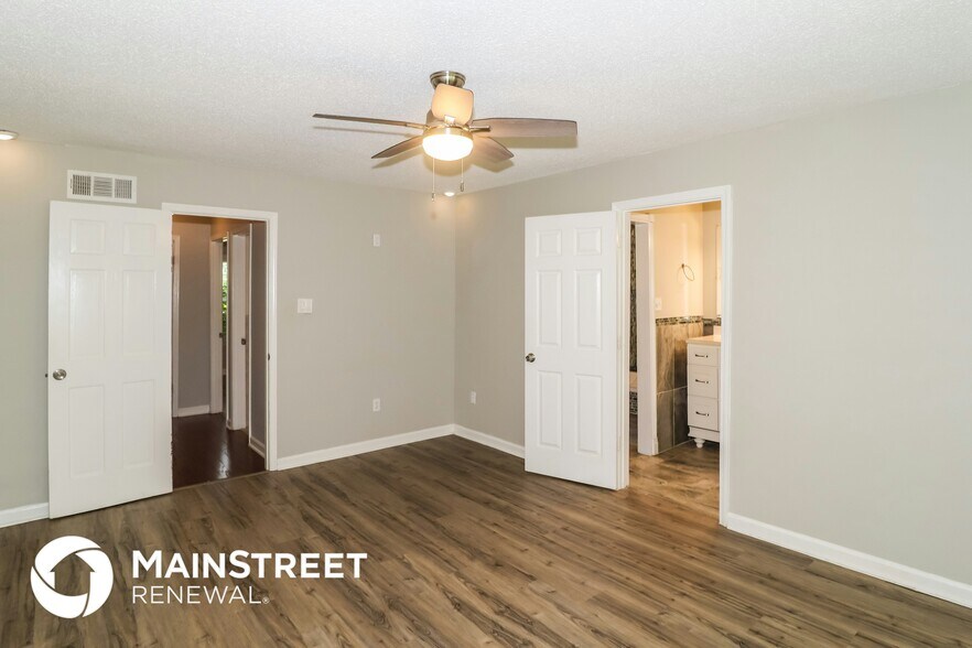 Building Photo - 5707 Heartwood Dr