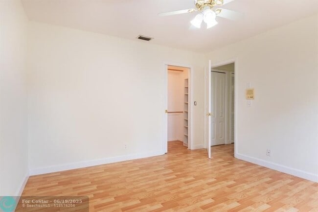 Building Photo - 1561 NW 101st Ave