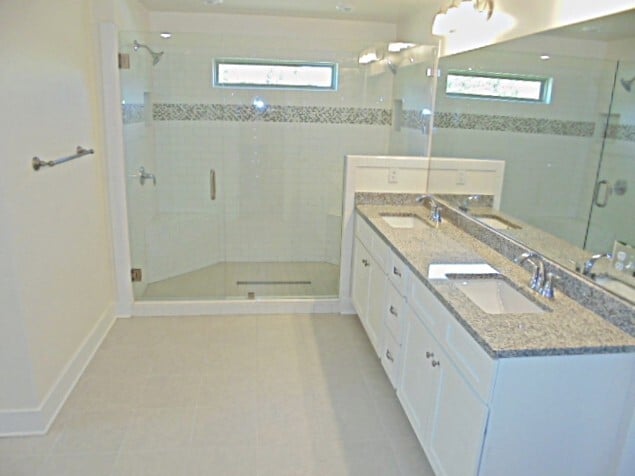 Building Photo - 1072 Adams Haven Bend