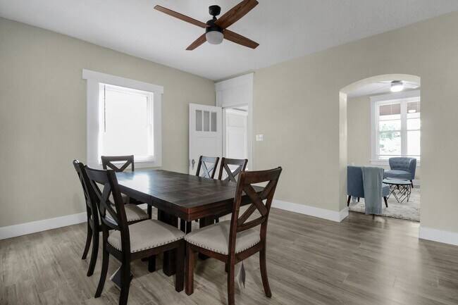 Building Photo - 570 Southwood Ave