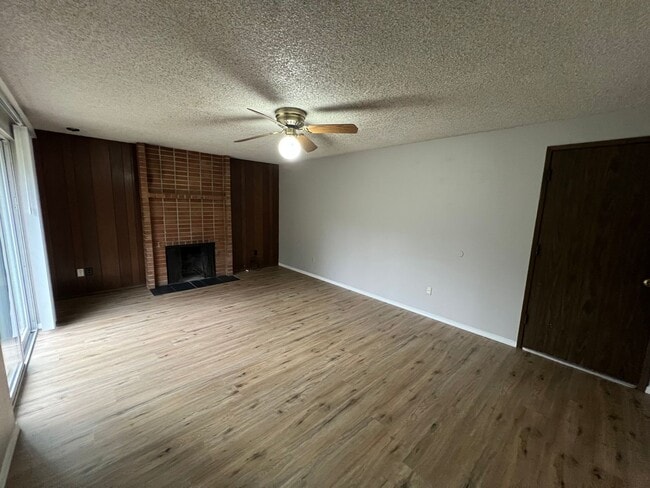 Building Photo - 1307 NW 119th St