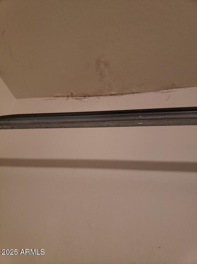 Building Photo - 6919 S 50th Dr