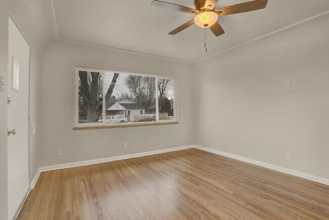 Building Photo - 214 Cheyenne Blvd