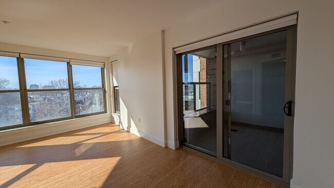 Building Photo - Sunny, Modern Allston 2-Bed/2-Bath Steps from Packard's Corner!