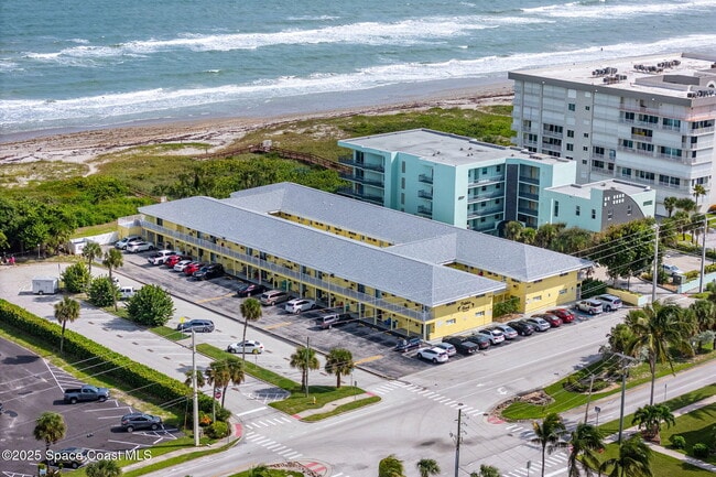 Building Photo - 3820 Ocean Beach Blvd