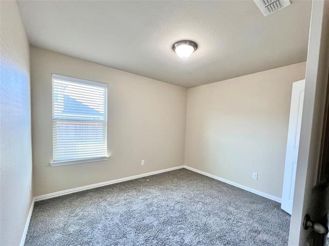 Building Photo - 705 River Garden Dr