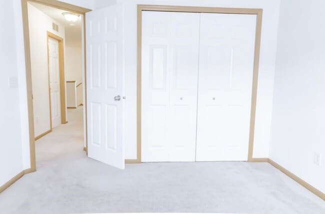 Building Photo - 4385 Empress Dr N