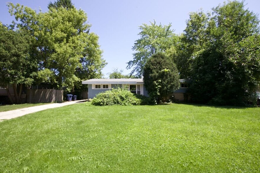 Primary Photo - 1227 Wood St