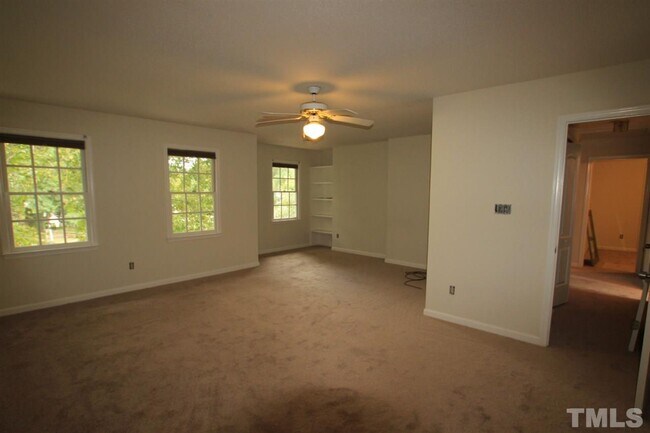 Building Photo - 109 Youngsford Ct