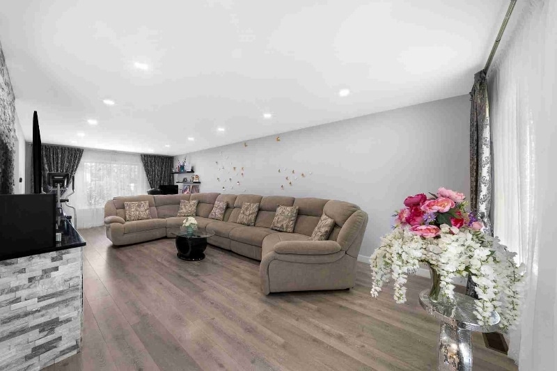 Building Photo - 264 N Southport Rd