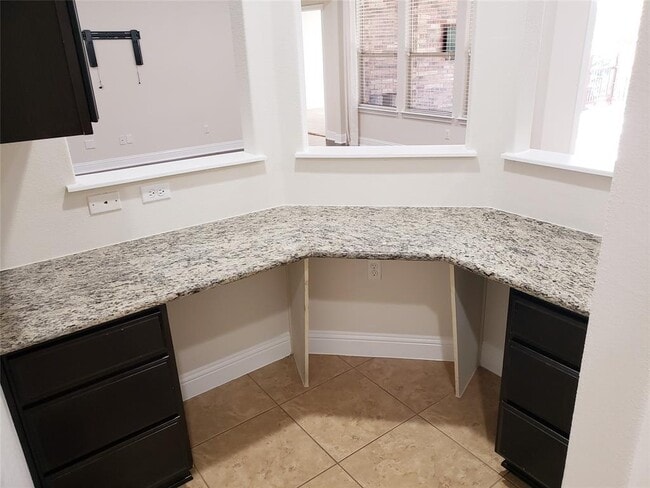 Building Photo - 8305 Turning Trail