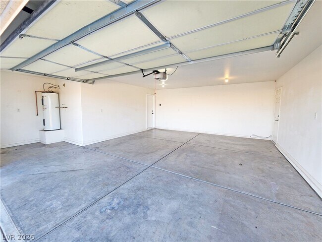 Building Photo - 3680 Ravine Ave