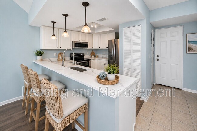 Building Photo - 242 Little Oak Island Dr