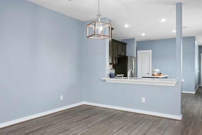 Building Photo - 2716 Bernadino Dr