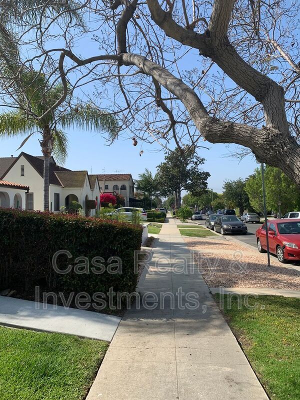 Building Photo - 444 N Alta Vista Blvd