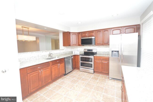 Building Photo - 6504 Castine Ln