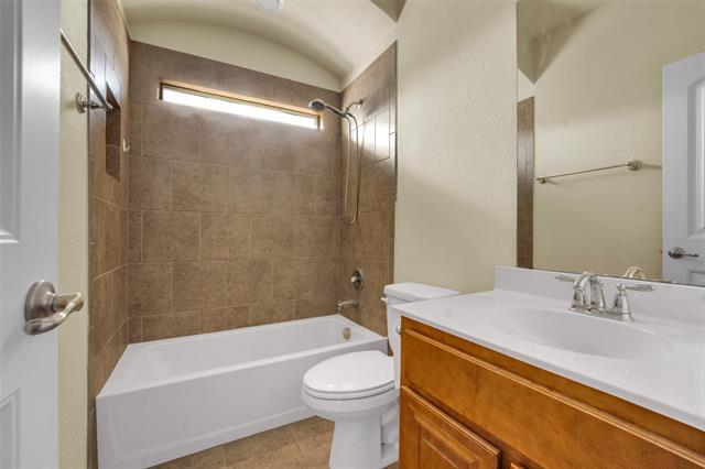 Building Photo - 6815 Elderberry Dr