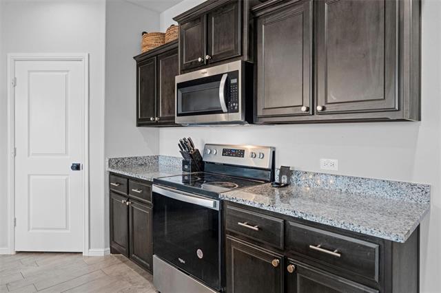 Building Photo - 628 Blacktail Dr