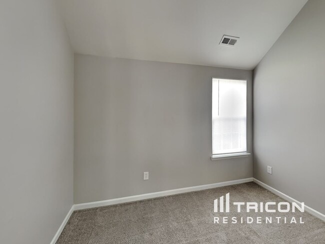 Building Photo - 178 Fairmont Cir