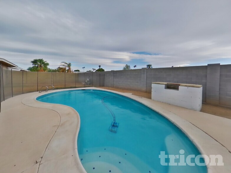 Building Photo - 4207 W Eva St