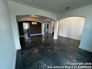 Building Photo - 21406 Beaver Brk