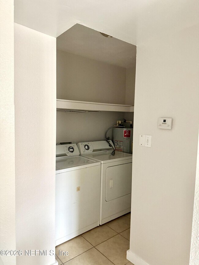 Building Photo - 3039 Belden St