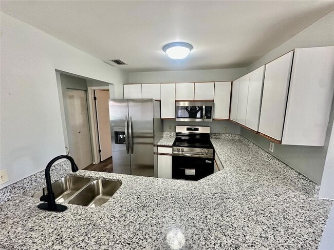 Building Photo - 7903 Waterview Way