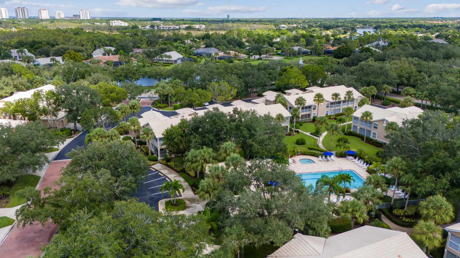 Building Photo - 24833 Lakemont Cove Ln