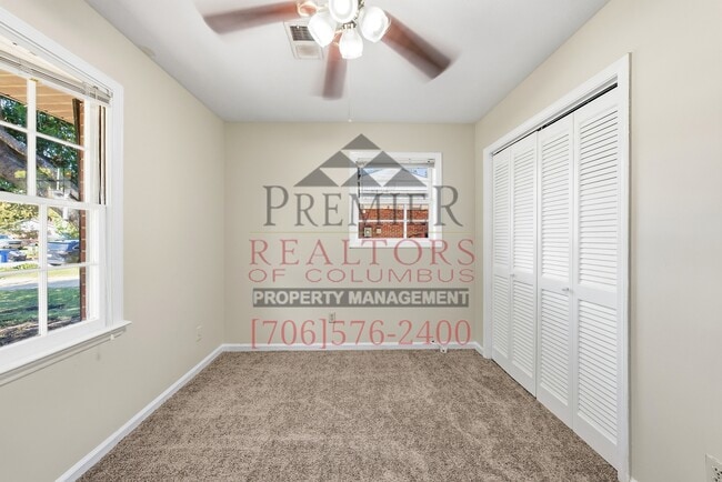 Building Photo - 2220 Gennings Ct