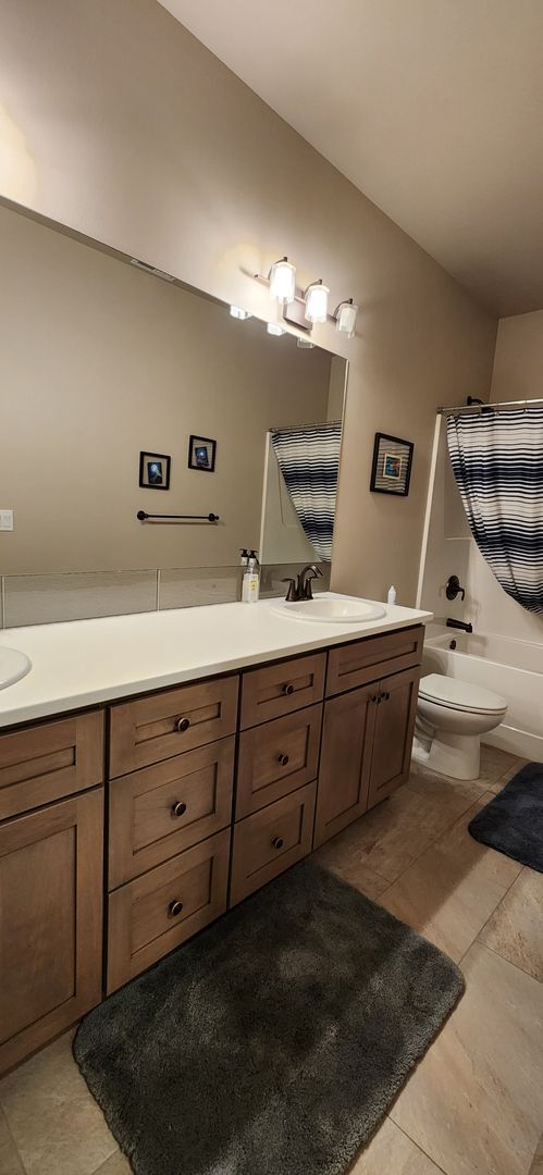 Building Photo - Furnished 4 bedroom/2.5 bath in Manson - A...