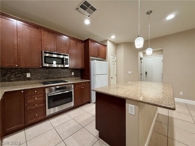 Building Photo - 5663 Foxglove Fields St