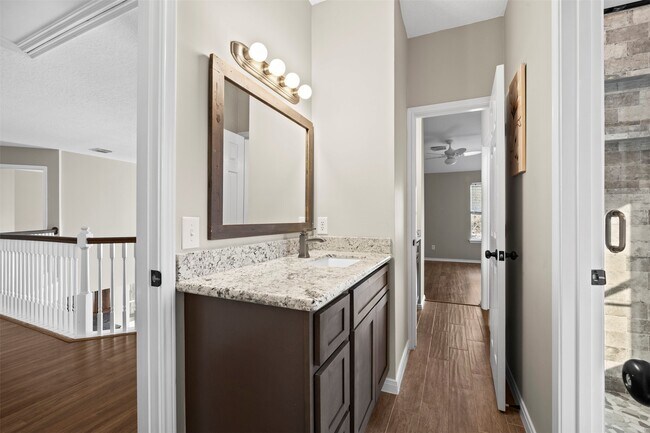 Building Photo - 11118 Sprucedale Ct