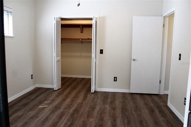 Building Photo - 4020 NW 17 Terrace
