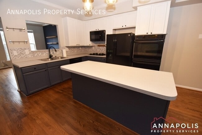 Building Photo - 85 Harbour Heights Dr