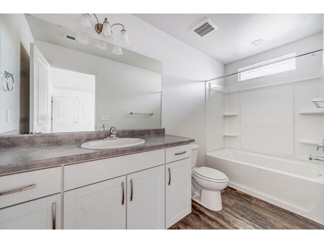 Building Photo - 543 W 1520 S