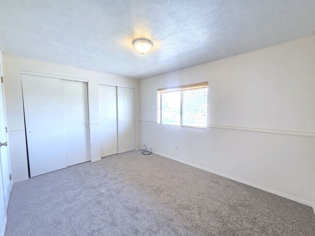 Building Photo - $2,595 - 4 Bed / 2 Bath Beautiful Home in Indian Trail