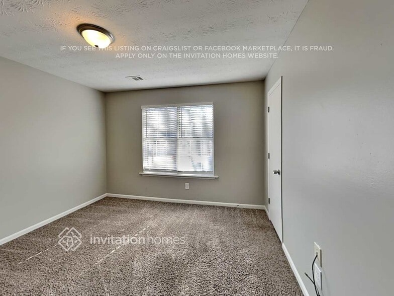 Building Photo - 60 Melton Way