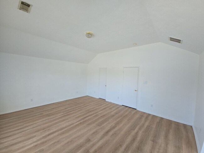 Building Photo - 21802 Westfield Ridge Dr