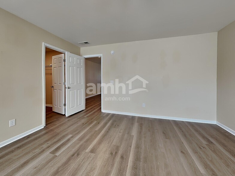 Building Photo - 3597 Locklear Ln