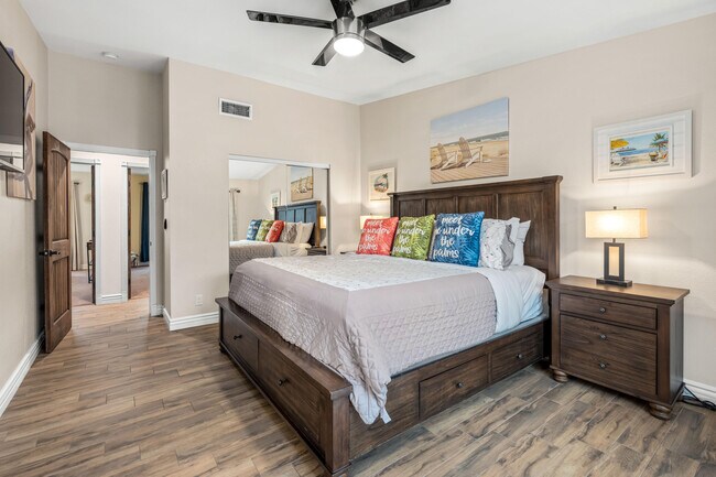 Building Photo - 1289 E Caleta Way