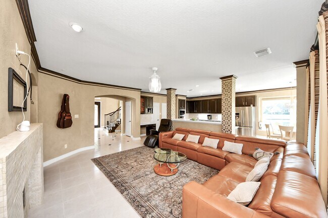 Building Photo - 5410 Deerbourne Chase Dr