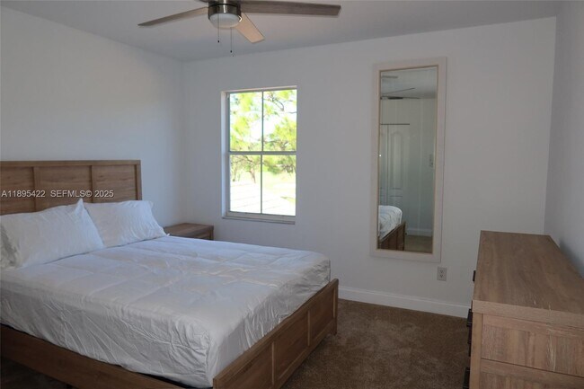 Building Photo - 8189 Sandpiper Way