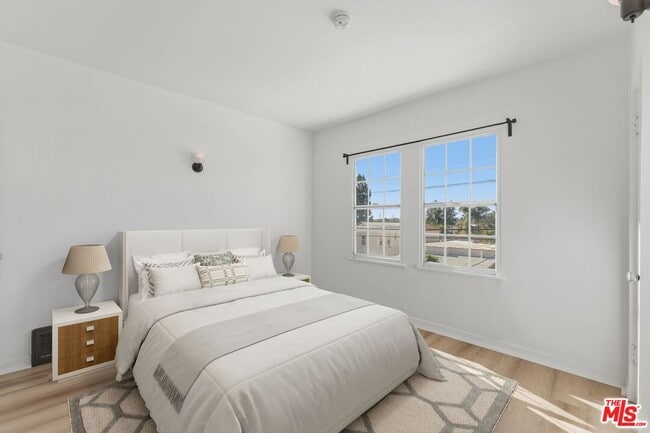 Building Photo - 1335 Redondo Blvd